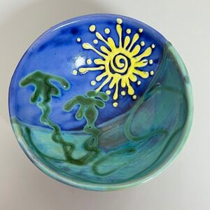 Earthworks Barbados Pottery Bowl Hand Painted Signed Art‎ Sun Palm Tree Dish